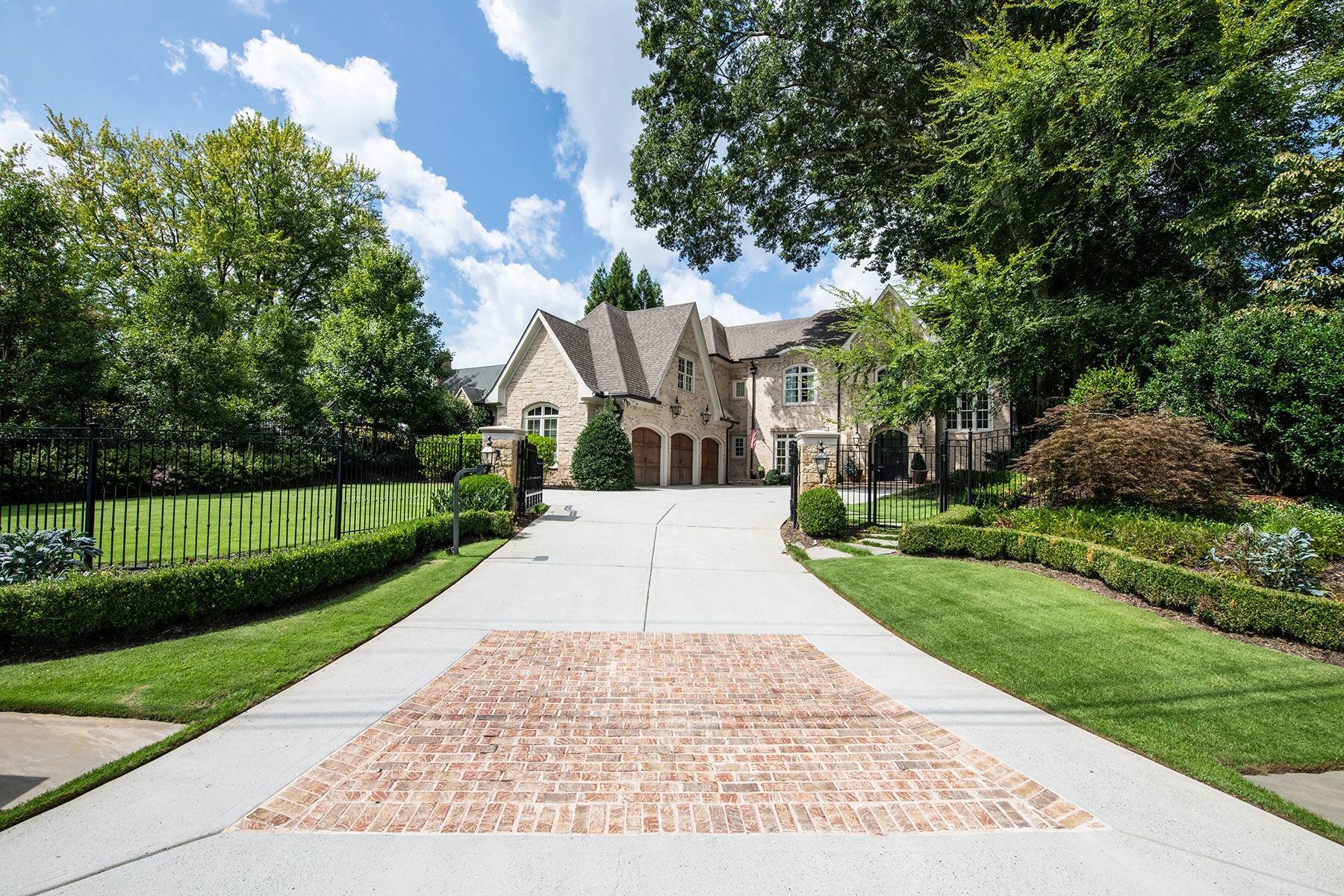 Single Family Homes for Sale at Beautiful Gated Chastain Park Home with Lots of Upgrades 4794 Dudley Lane Atlanta, Georgia 30327 United States