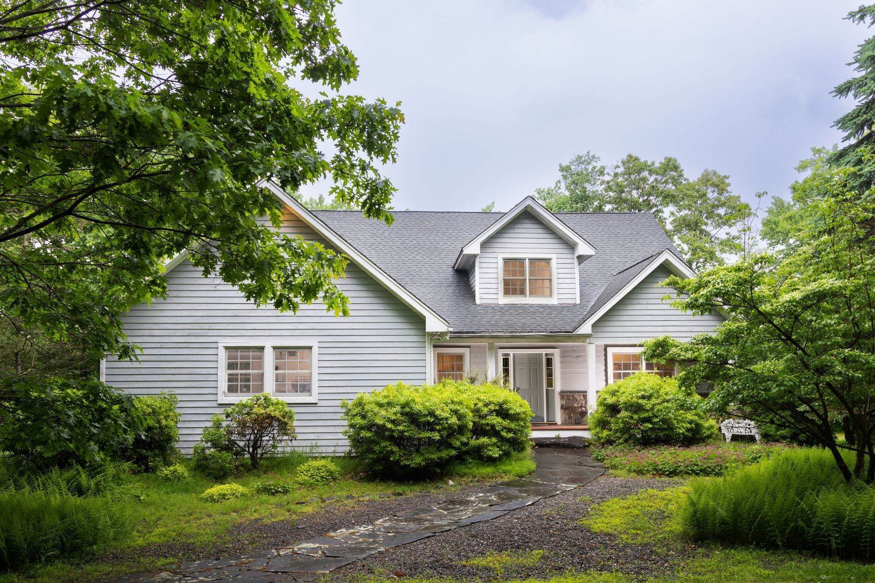 24. Single Family Homes для того Продажа на Bright Light Lodge at The Chapin Estate 51 Homestead Bethel, Нью-Йорк 12720 Соединенные Штаты