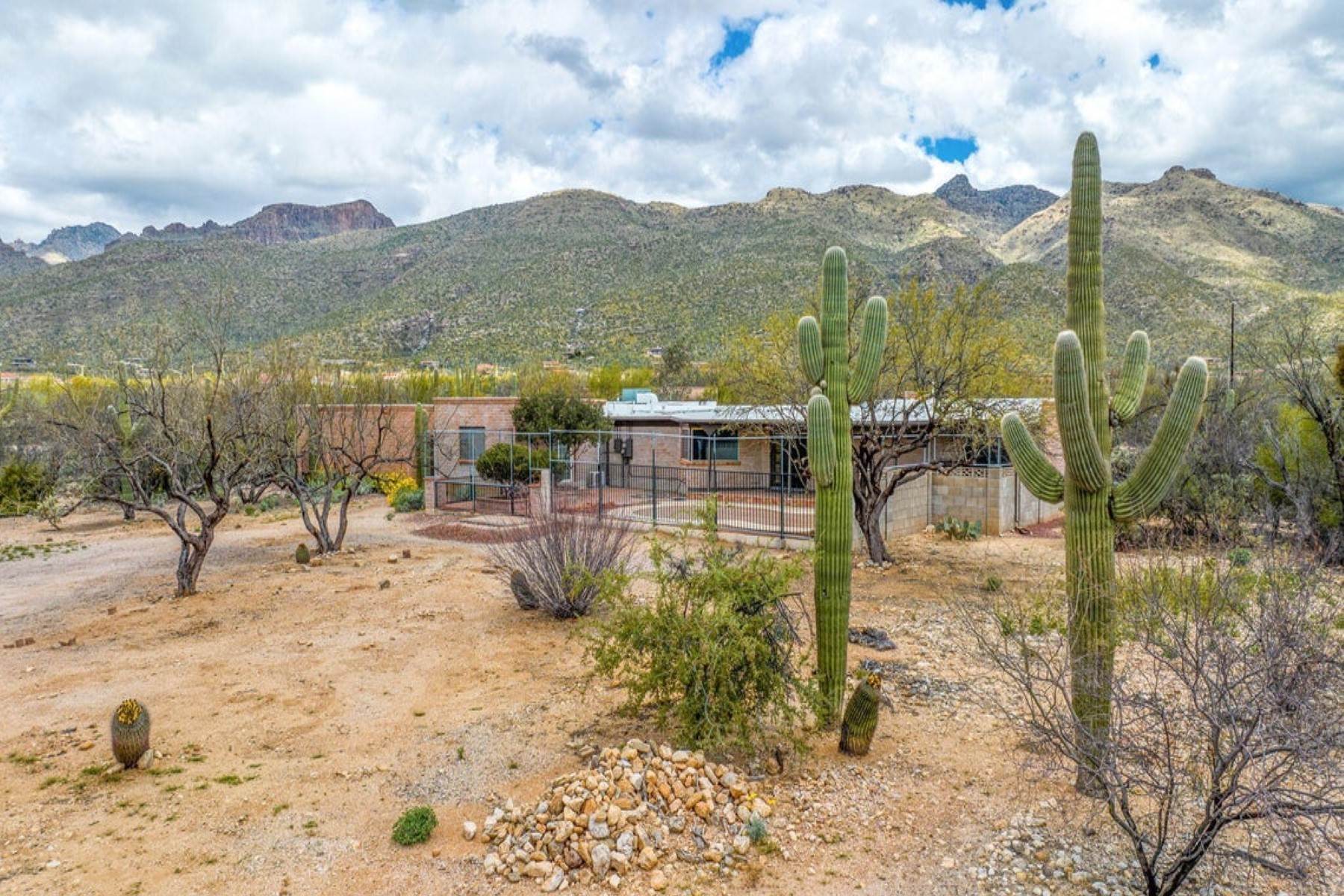 2. Other Residential Homes for Sale at 10450 Plumeria, Tucson, AZ 85749 10450 E Plumeria Road Tucson, Arizona 85749 United States