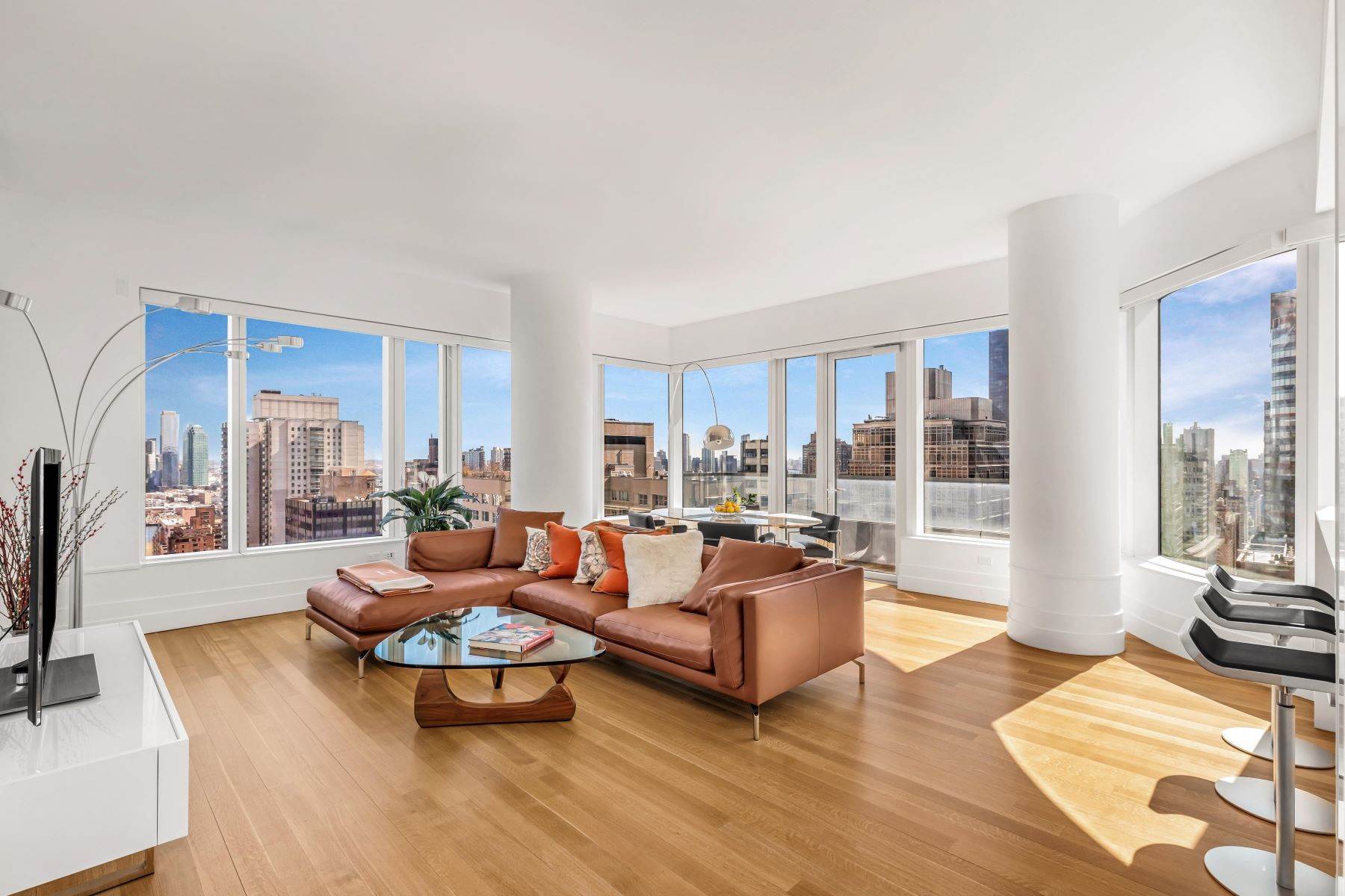 Condominiums for Sale at 252 East 57th Street, 38-C New York, New York 10022 United States